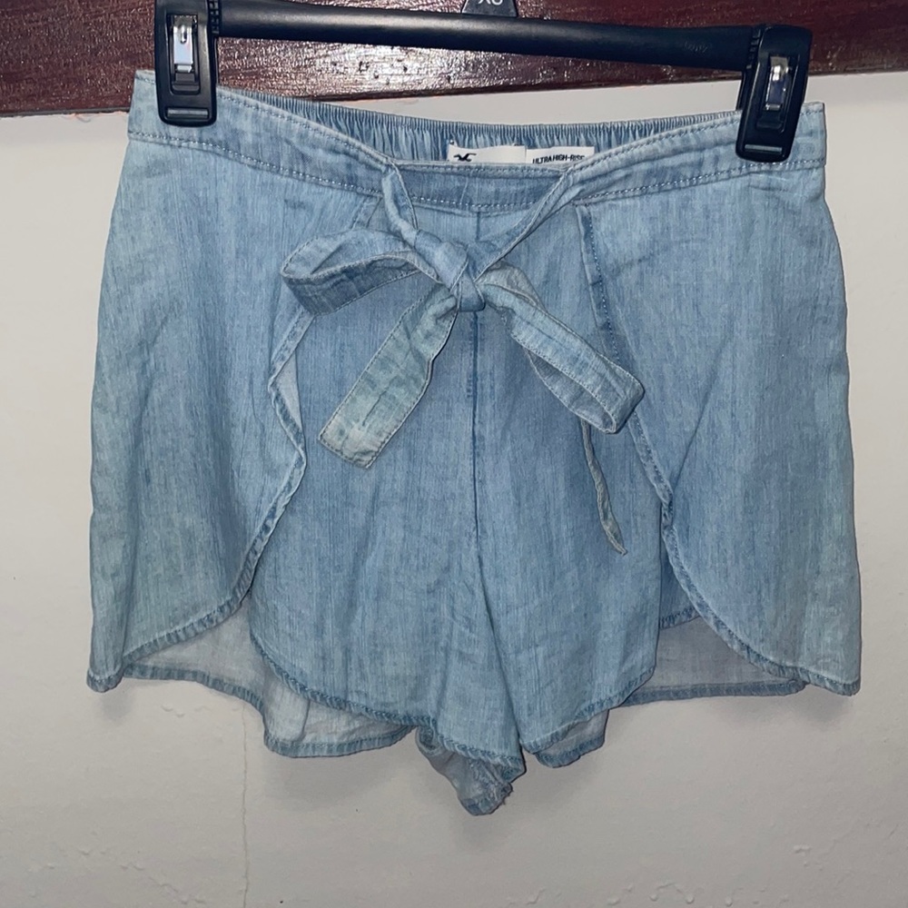 Hollister tulip shorts